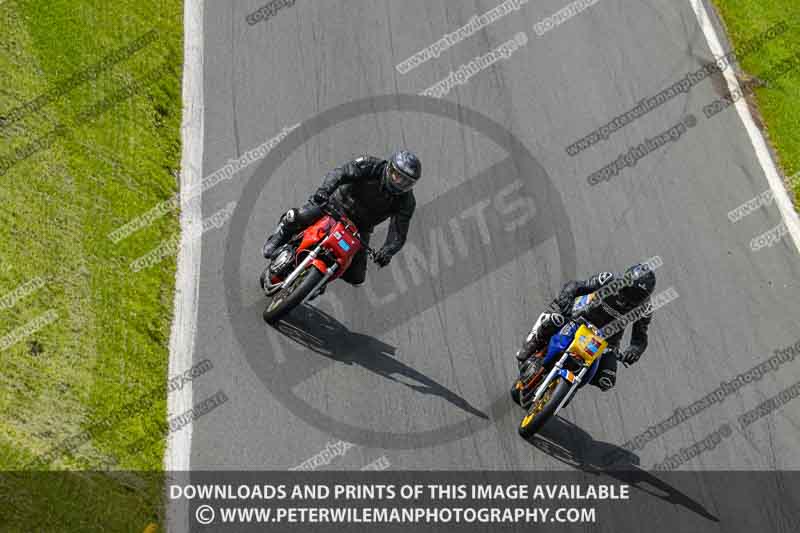 cadwell no limits trackday;cadwell park;cadwell park photographs;cadwell trackday photographs;enduro digital images;event digital images;eventdigitalimages;no limits trackdays;peter wileman photography;racing digital images;trackday digital images;trackday photos